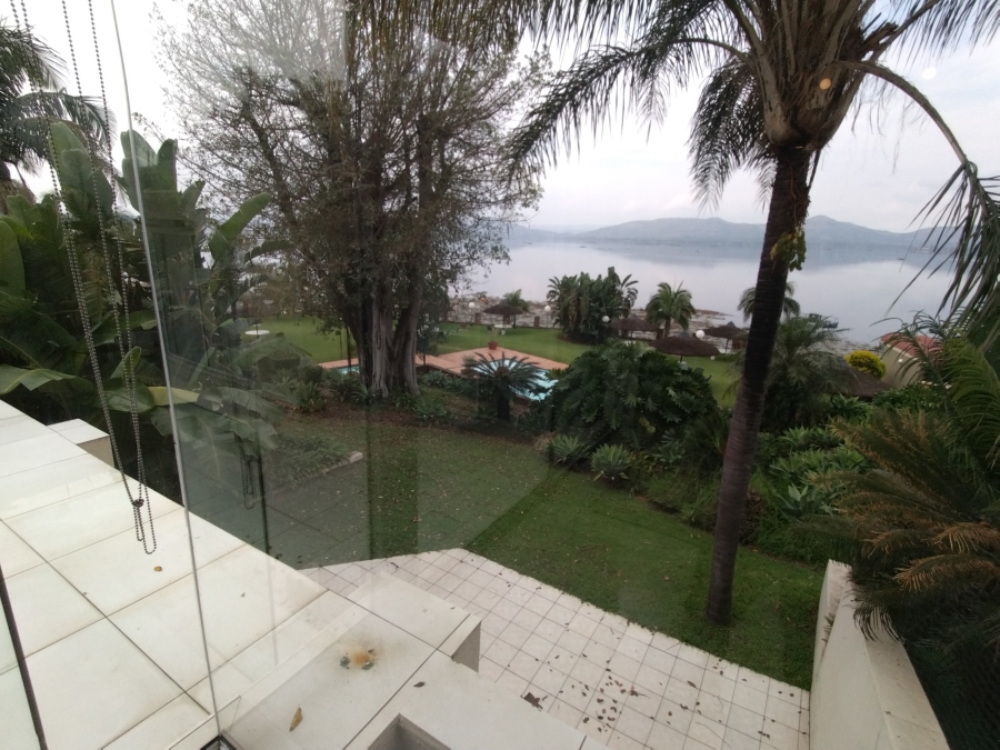 4 Bedroom Property for Sale in Kosmos North West
